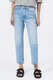 High-Waist Jeans Mom