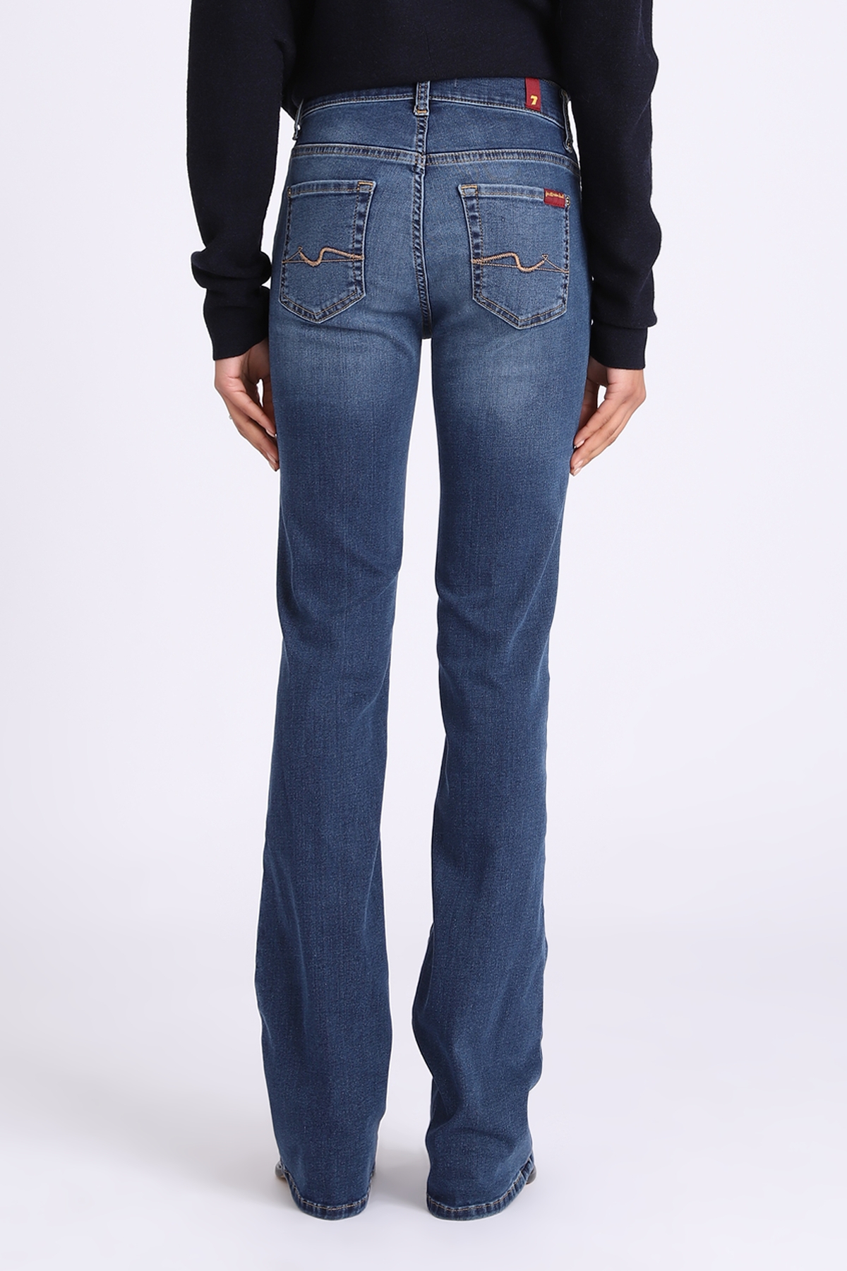 Mid-Rise Bootcut Jeans 