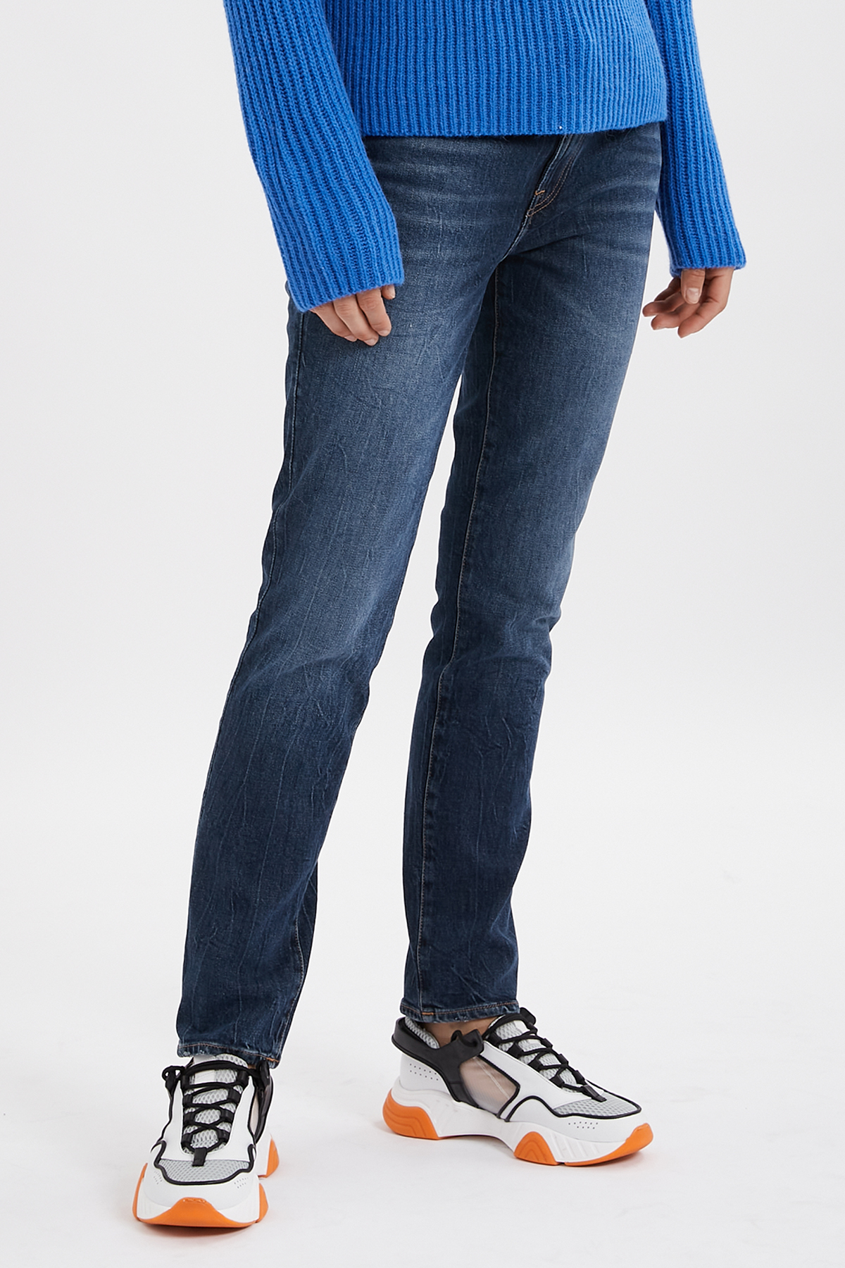 Mid-Rise Slim Jeans Roxanne