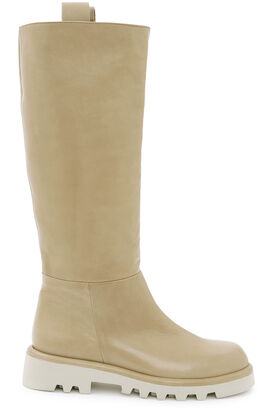 Stiefel Noemi