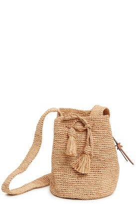 Beach Bucket aus Raffia