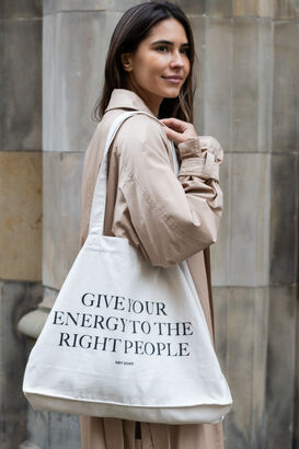 Shopper Give Your Energy To The Right People