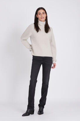 Mid-Rise Straight Jeans Kimmie