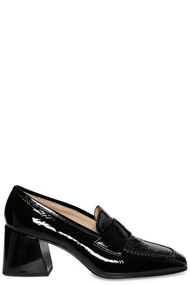 Lacquer Leather Loafer New Amy