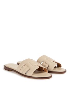 Sandal City Chic