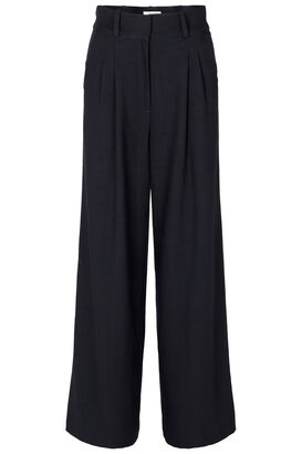 Hose Prescillia Ann