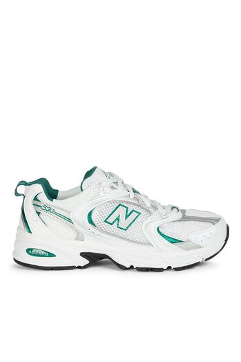 Sneaker MR530