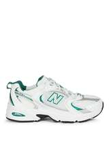Sneaker MR530