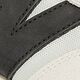 Sneaker U370