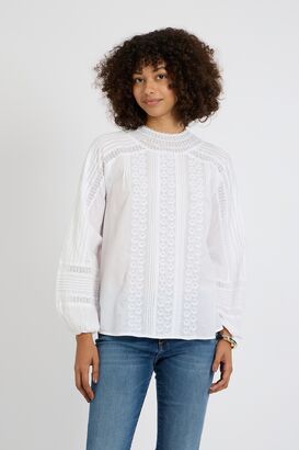Bluse mit Stickereien