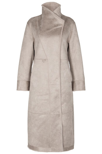 Mantel aus Fake Fur