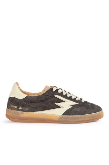 Sneaker Club Braun