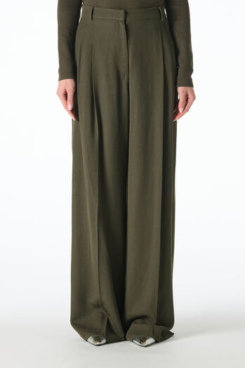 Hose Pallia