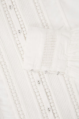 Bluse mit Spitzendetails