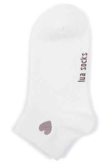 Socken mit Herz Strickerei