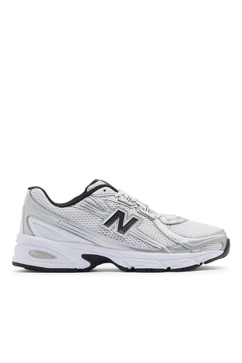 Sneaker U740