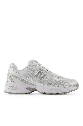 Sneaker U740