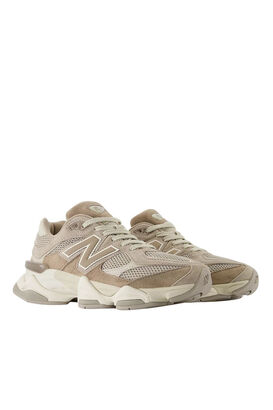 Sneaker U9060