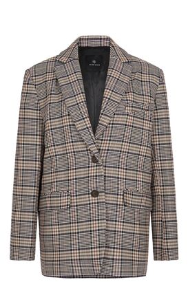 Blazer Quinn