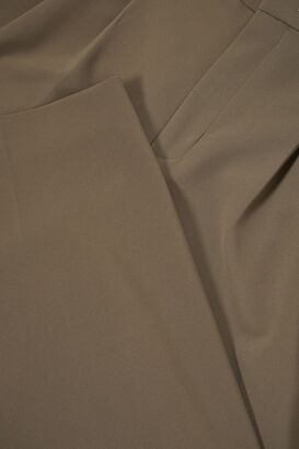 Hose Noa Crop