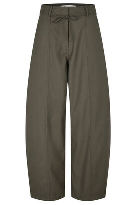 Hose New Cargo