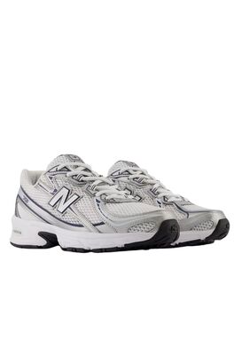 Sneaker U740